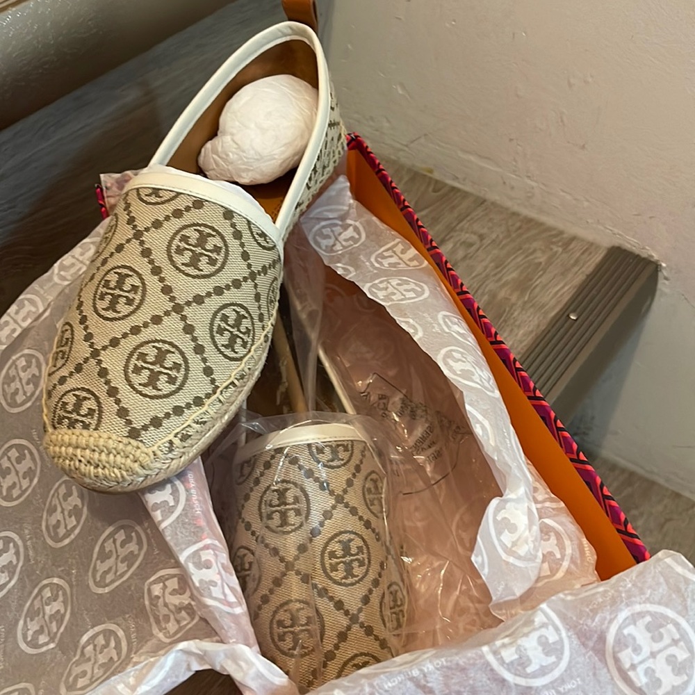 Brandnew Tory Burch T Monogram Espadrille